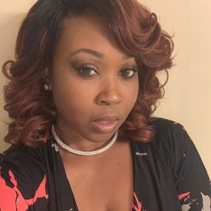 Meet your Posher, Dayna